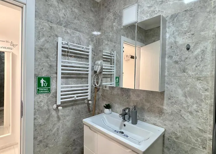 Romantic Solid Lamera * Mamaia