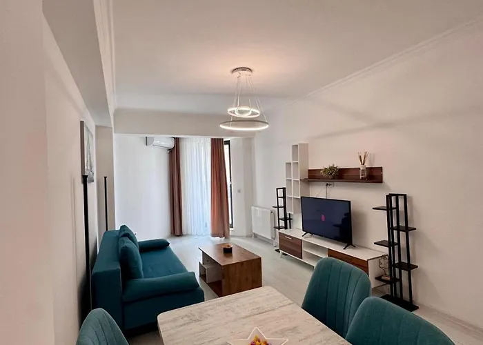 Romantic Solid Lamera Apartman