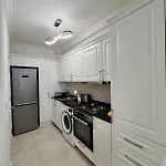 Apartment Lamera - Solid Butoaie Si Studiouri Cu Parcare Si La Si Mare Mamaia