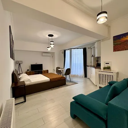 Lamera - Solid Butoaie Si Studiouri Cu Parcare Si La Si Mare Apartment