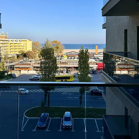 Lamera - Solid Butoaie Si Studiouri Cu Parcare Si La Si Mare Apartment *