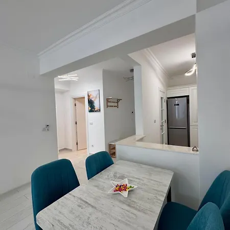 Lamera - Solid Butoaie Si Studiouri Cu Parcare Si La Si Mare Mamaia