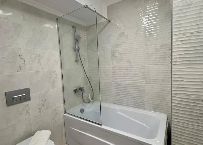 Apartment Romantic Solid Lamera Mamaia